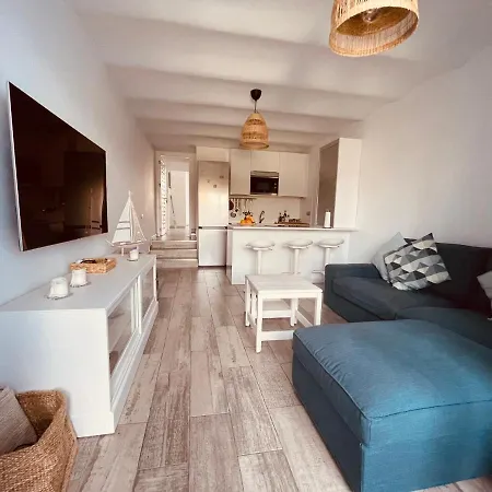 Vivienda Unica En Primera Linea De Playa San Bartolomé