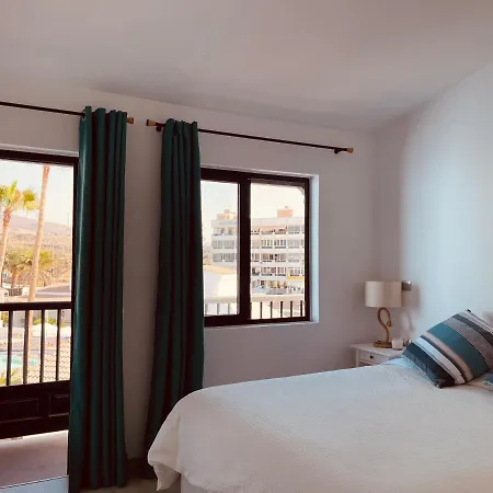Vivienda Unica En Primera Linea De Playa San Bartolome de Tirajana (Gran Canaria)