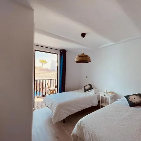 Vakantiehuis Vivienda Unica En Primera Linea De Playa San Bartolomé