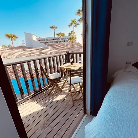 Vivienda Unica En Primera Linea De Playa San Bartolome de Tirajana (Gran Canaria)